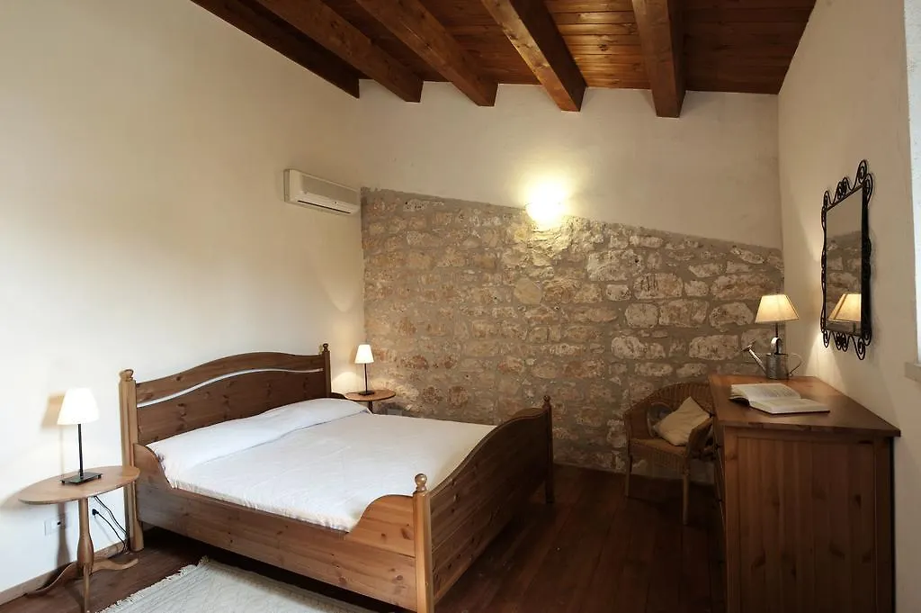 Valle Dell'Acanto Apartment Michelica