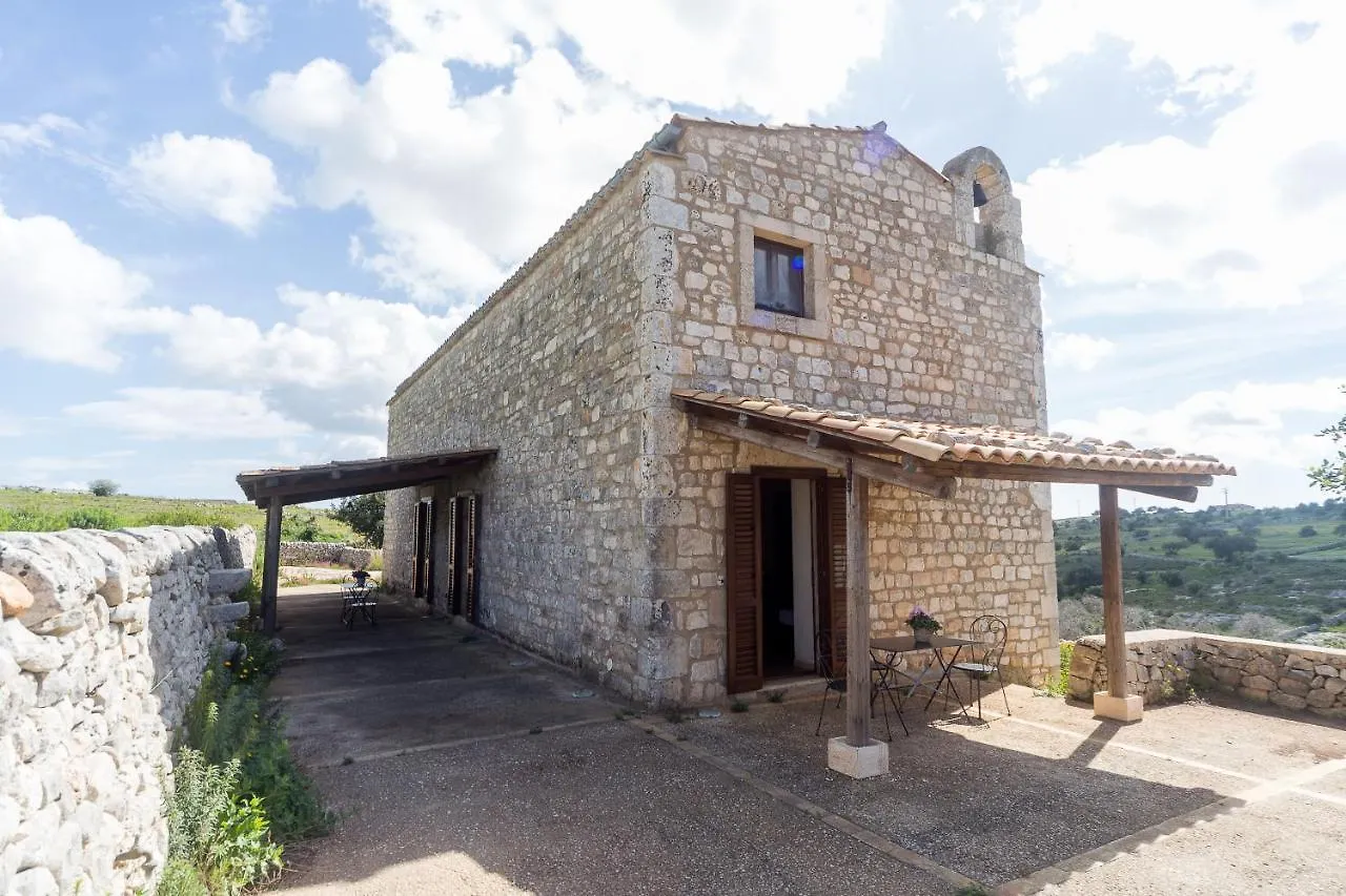 Valle Dell'Acanto Apartment Michelica Italy