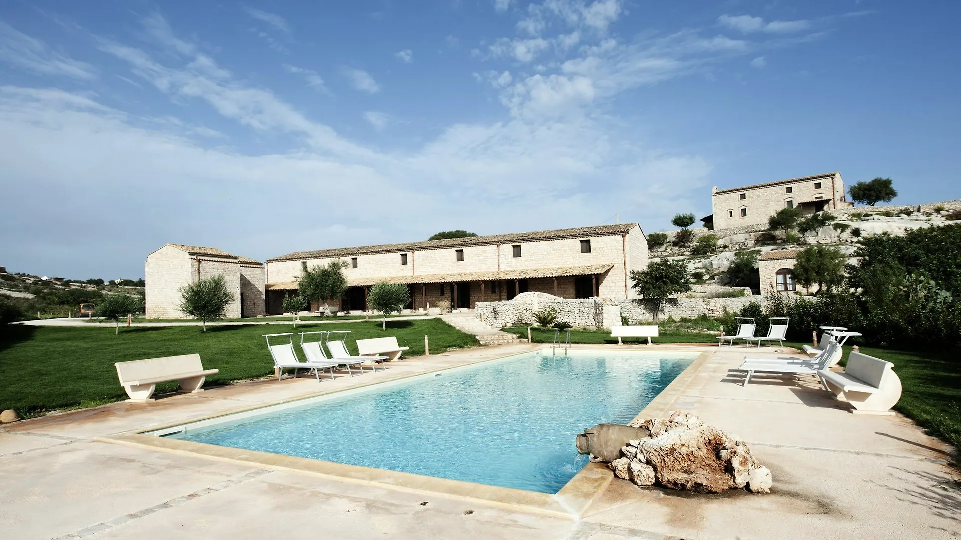 Valle Dell\'Acanto location