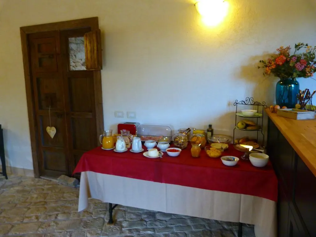 Valle Dell'Acanto Apartment Michelica Italy
